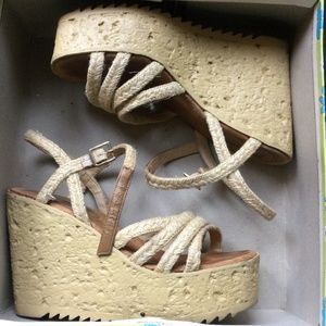Cork Wedge platform Sandal